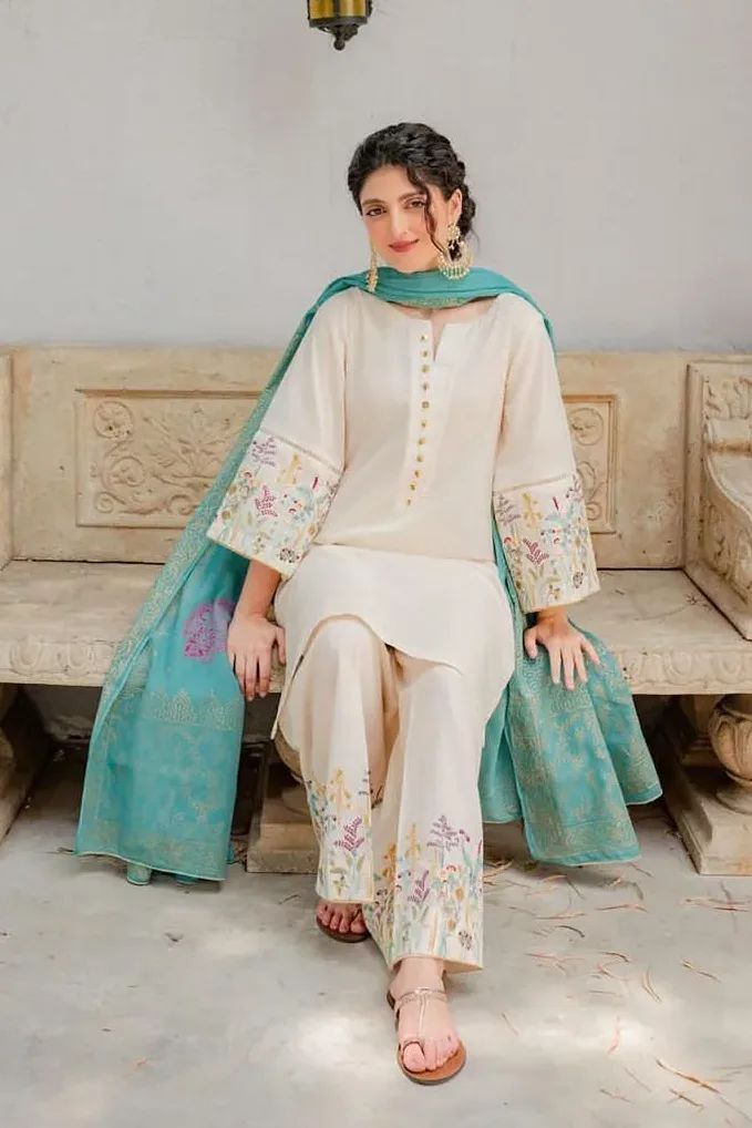 3 PIECE EMBROIDERED DHANAK SUIT