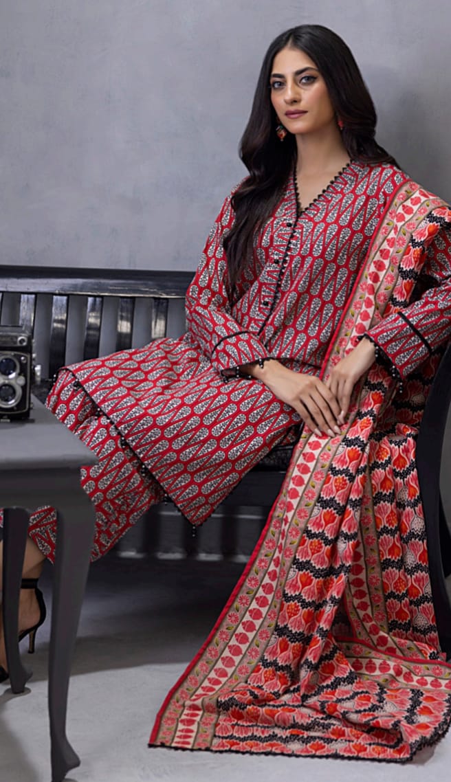 3PIECE  IDENTIC  DIGITAL PRINTED KHADDAR SUIT